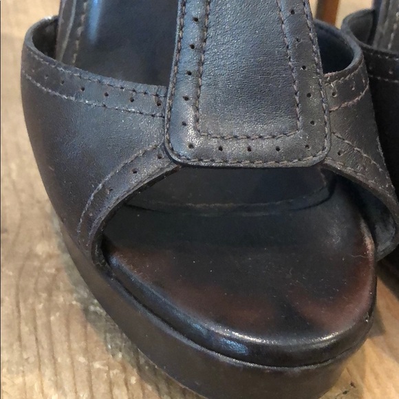 Gorgeous YSL Leather Heels 👠 👠 - Picture 8 of 8